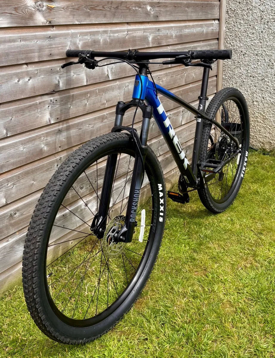 Trek Marlin 8 - Image 2