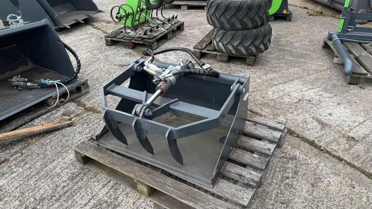 Avant Grapple bucket 900 mm - Unused - Image 1
