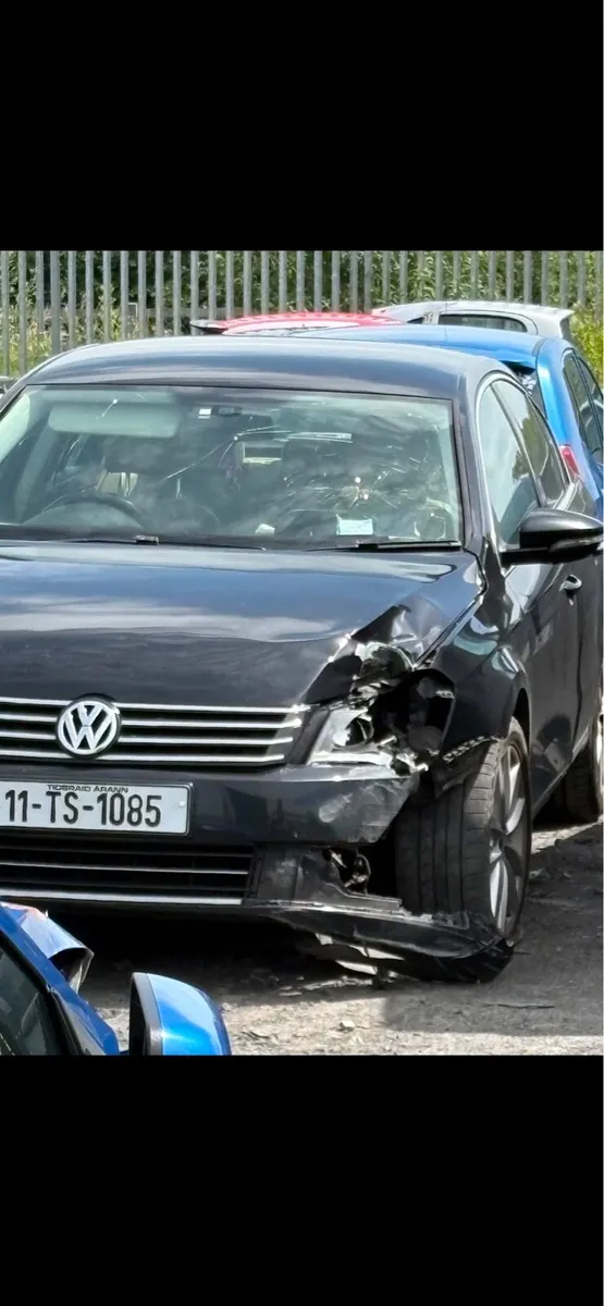 PASSAT B7 1.6 Tdi hi line - Image 1