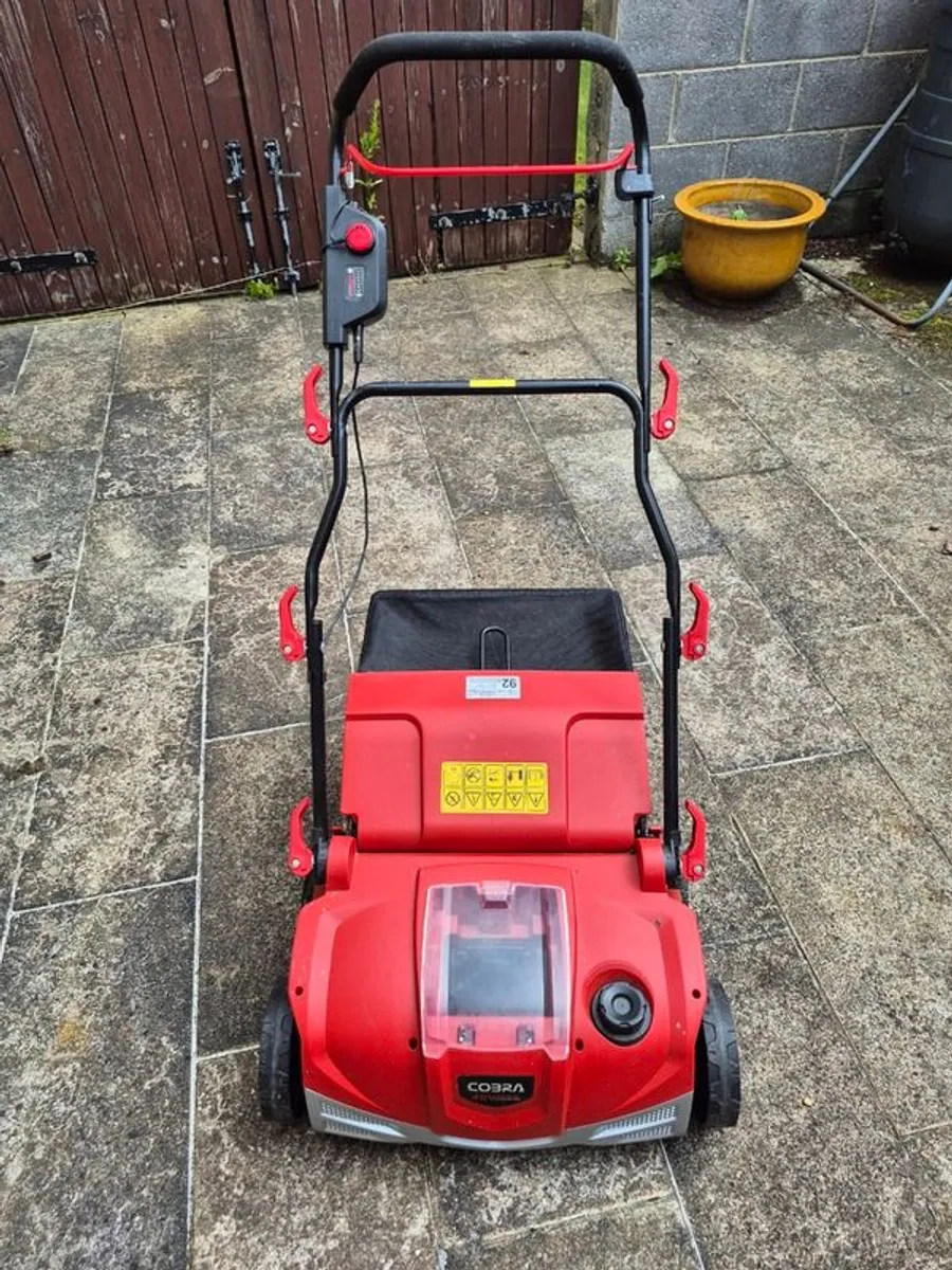 Cobra S3840V Cordless Scarifier - Image 1