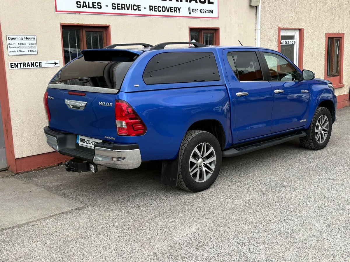 Toyota Hilux  Invincible  2018 Manual 2.4 - Image 4