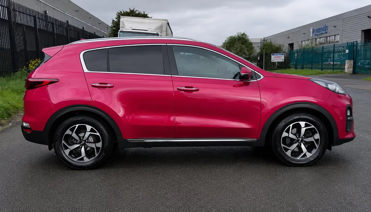 212 Kia Sportage High Spec Commercial - Image 3