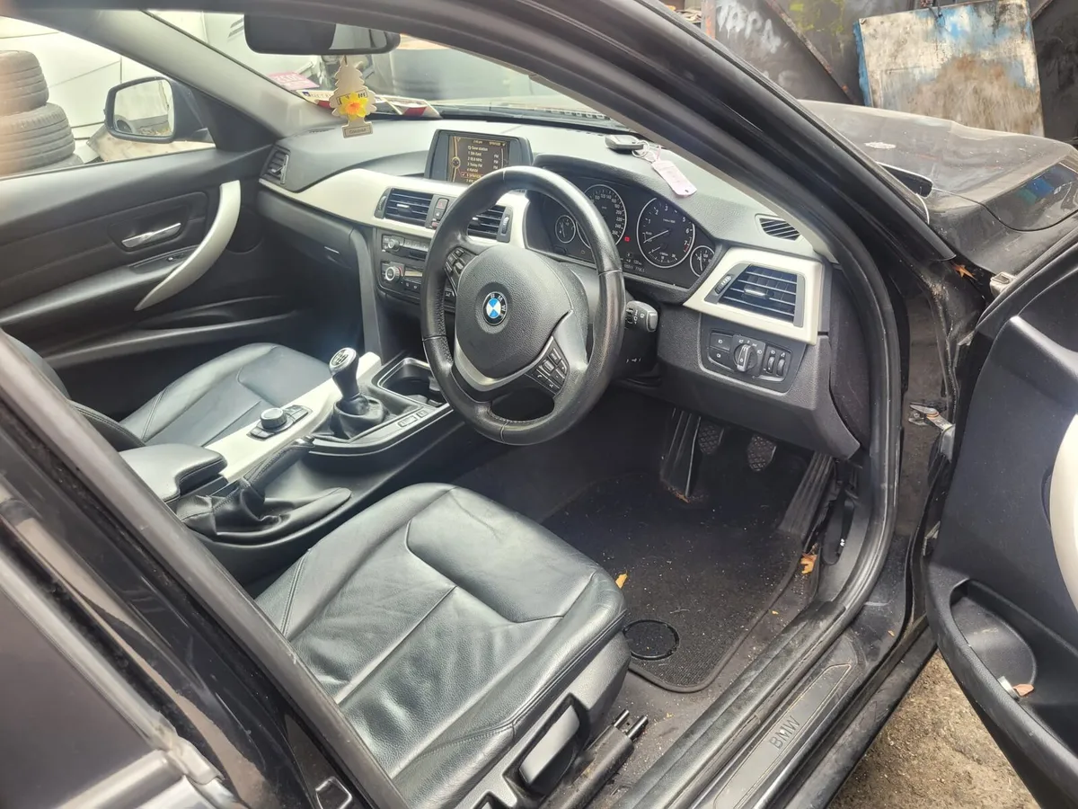 Bmw 316 - Image 2