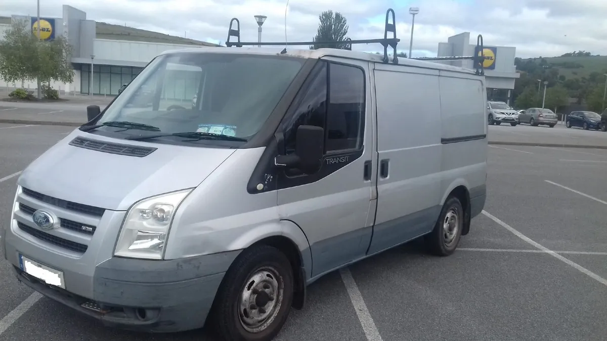 2007 Transit - Parts available - Image 2