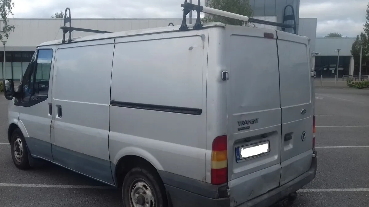 2007 Transit - Parts available - Image 4