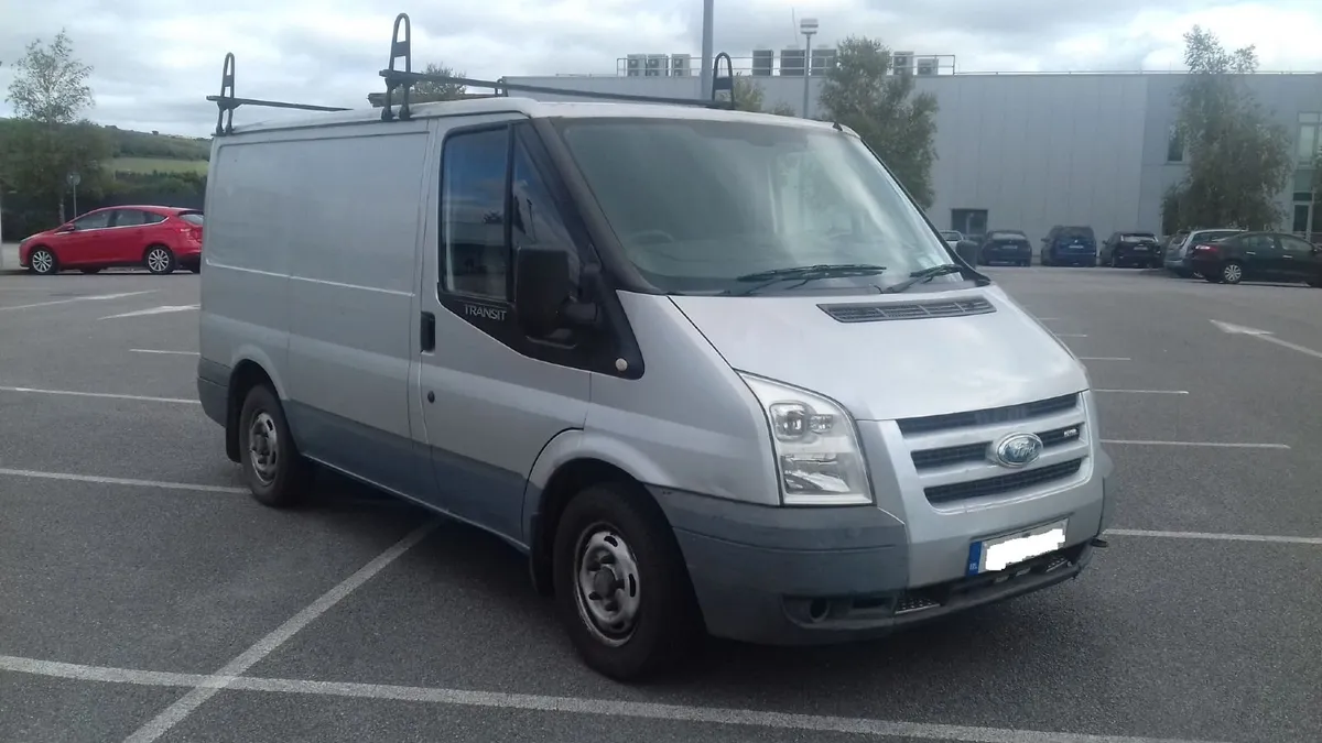 2007 Transit - Parts available - Image 3