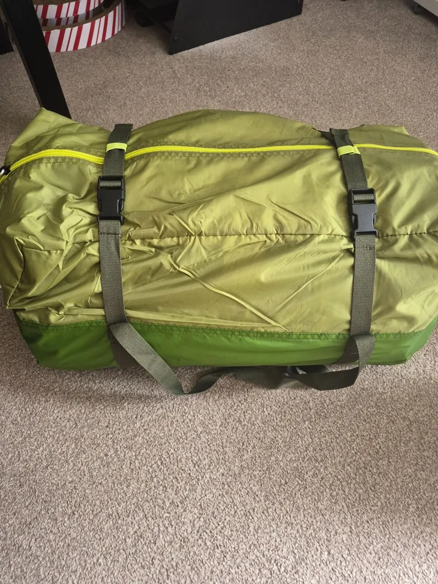 Tent - Image 3