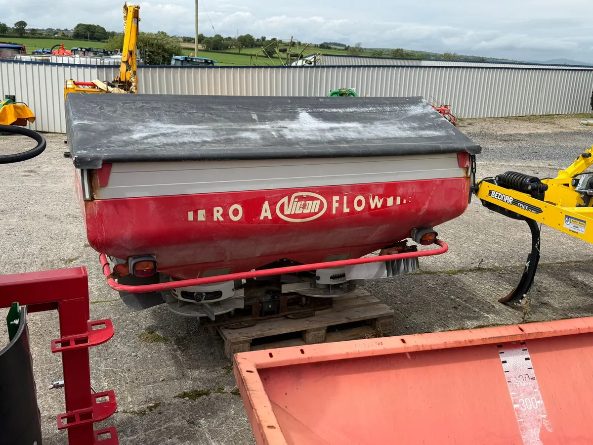 Vicon Fertilizer spreader