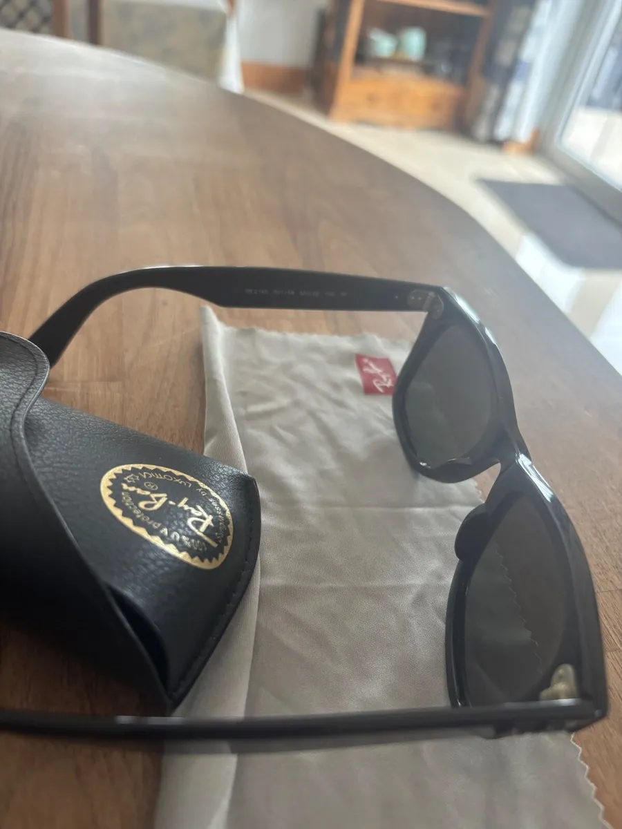 Ray Ban Sunglasses Ladies - Image 3