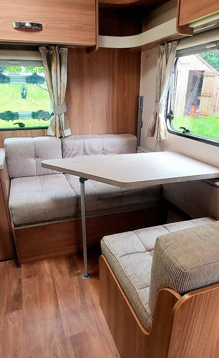 *Sale* 2016 Swift Sprite Major 6TD 6 berth caravan - Image 4