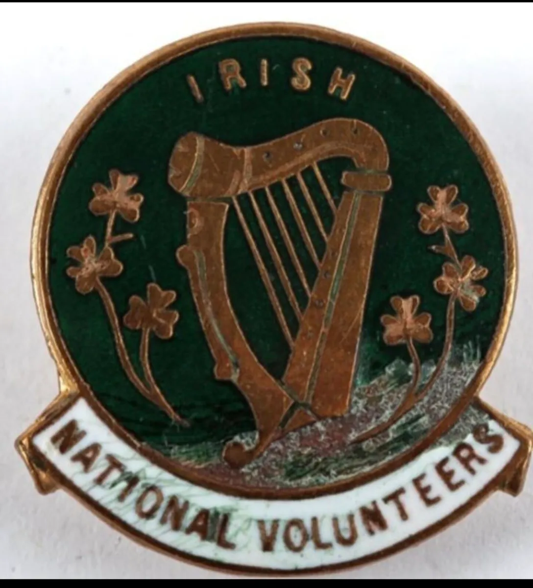 Irish National Volunteers badge - Image 1