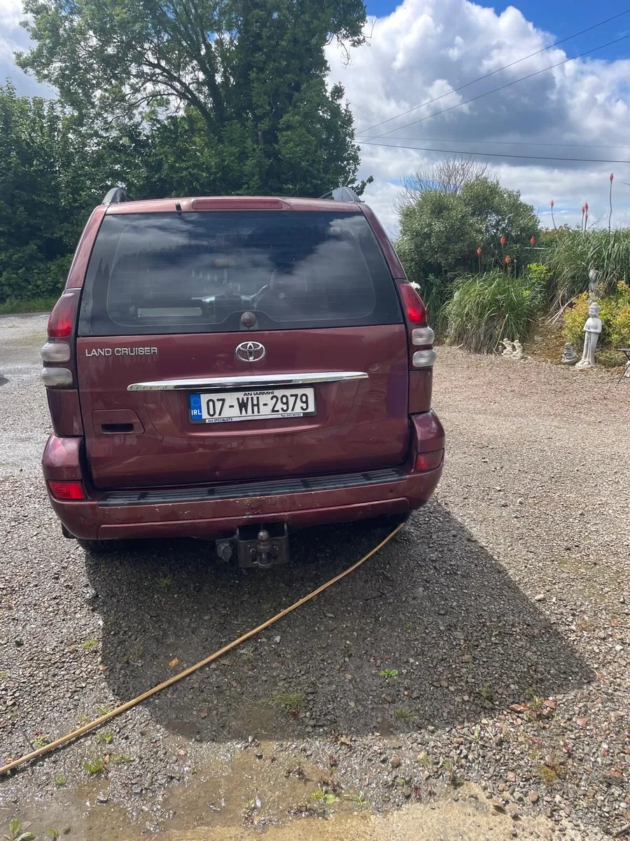 2007 Toyota Land Cruiser LC5 - Image 2