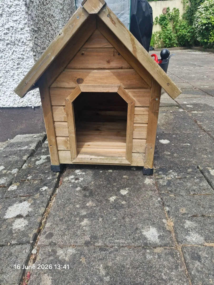 Dog house - Image 2