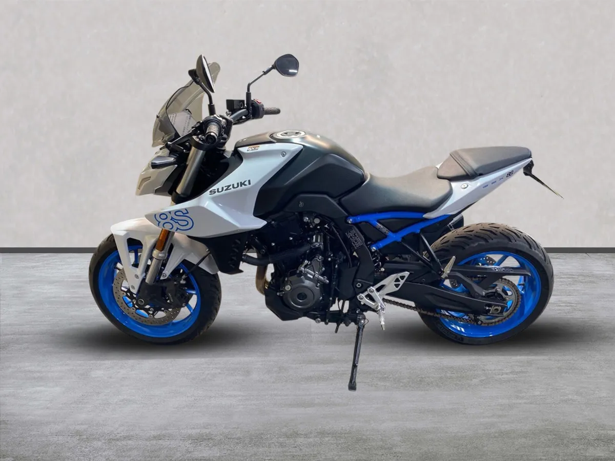 Suzuki GSX 8S with Extras, NI Registered - Image 2