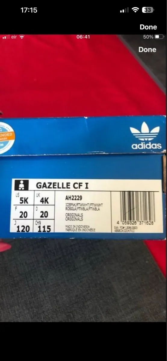 Girls adidas trainers size 4 €15 - Image 4