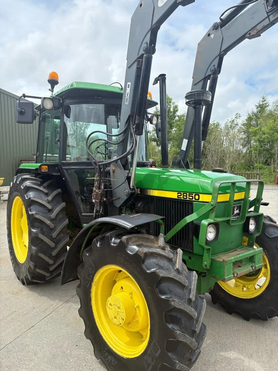 John Deere 2850 Highlift with Quickie Q30 Loader - Image 3