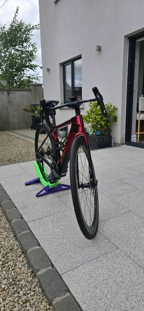 Trek Domane+ SLR 9 - Image 3