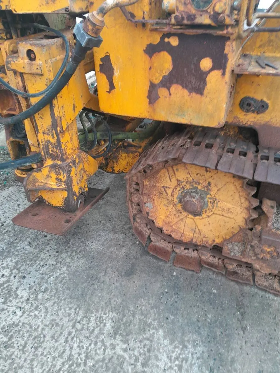 Masses Ferguson Digger MF 200 - Image 2