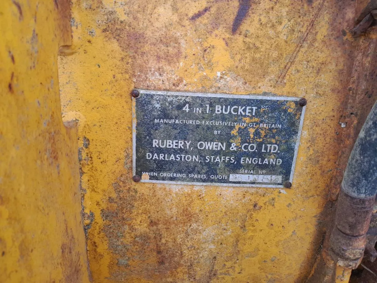 Masses Ferguson Digger MF 200 - Image 3