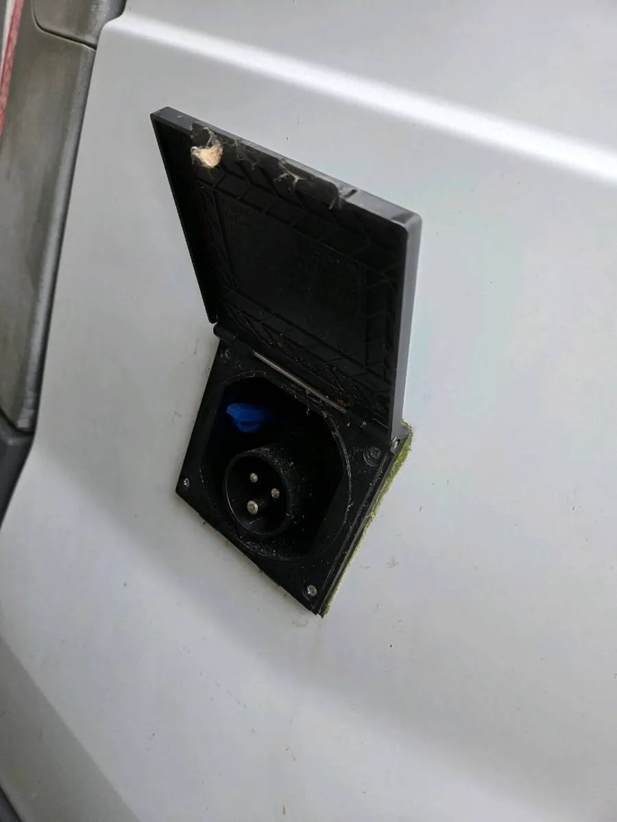 Renault trafic 2Ltr eco 2012 - Image 4