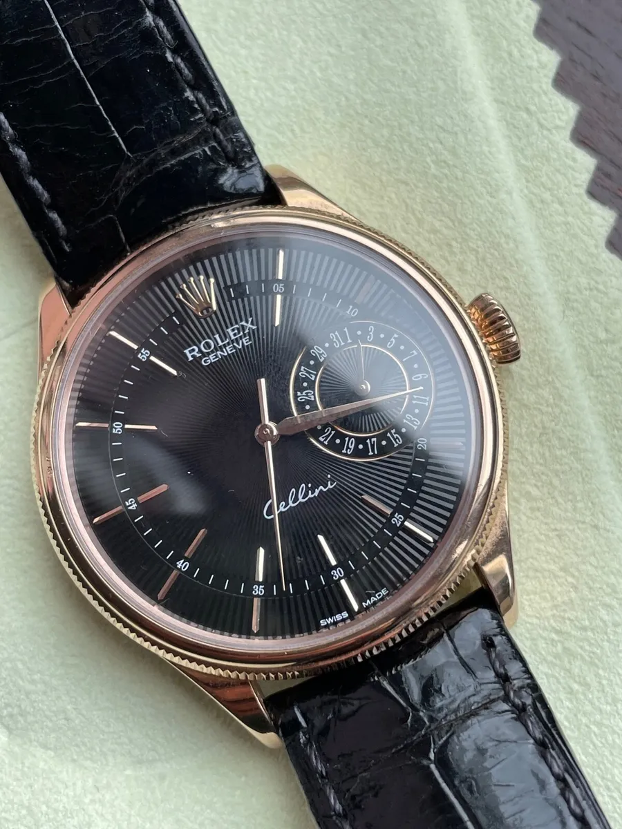 Watch - Image 3