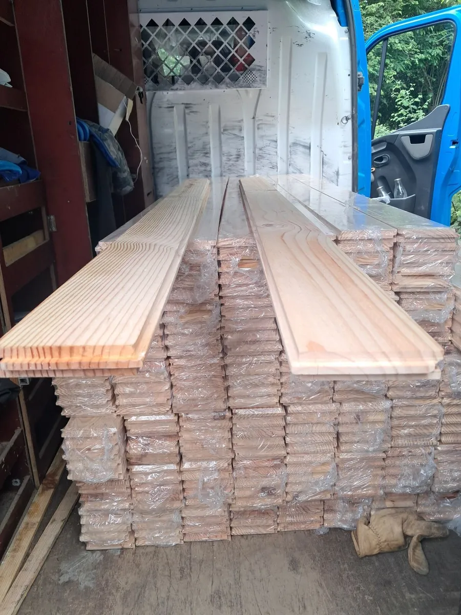 Solid wood floor - Image 3