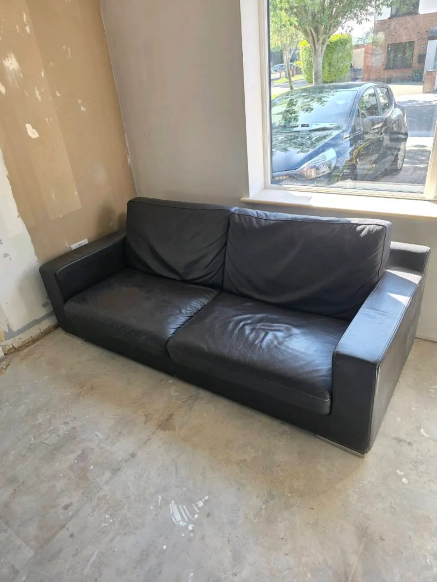 Brown leather sofa - Image 2