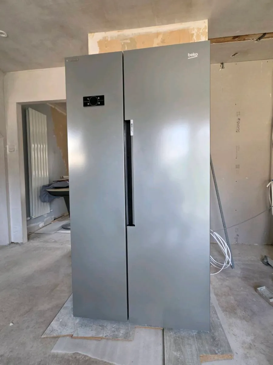 Beko American Style Fridge freezer - Image 1
