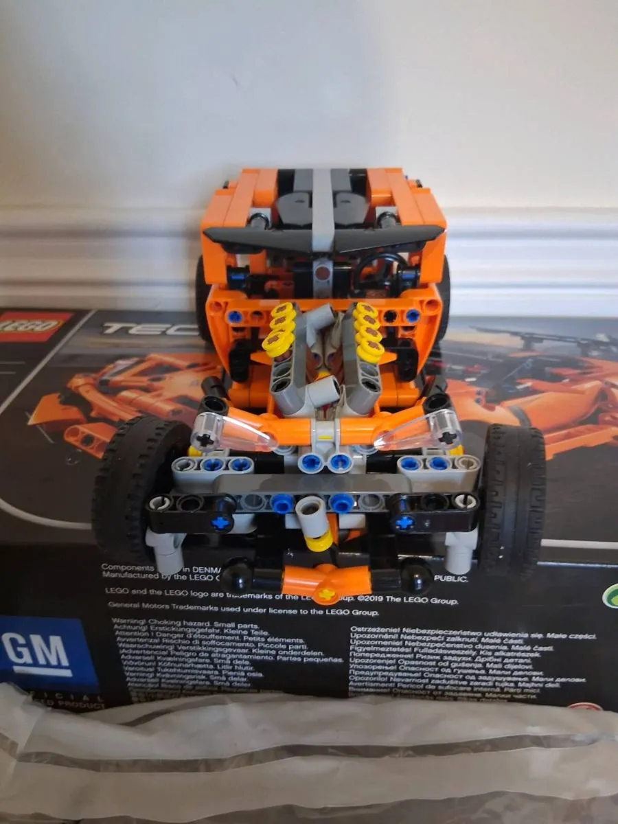Lego technic car - Image 3
