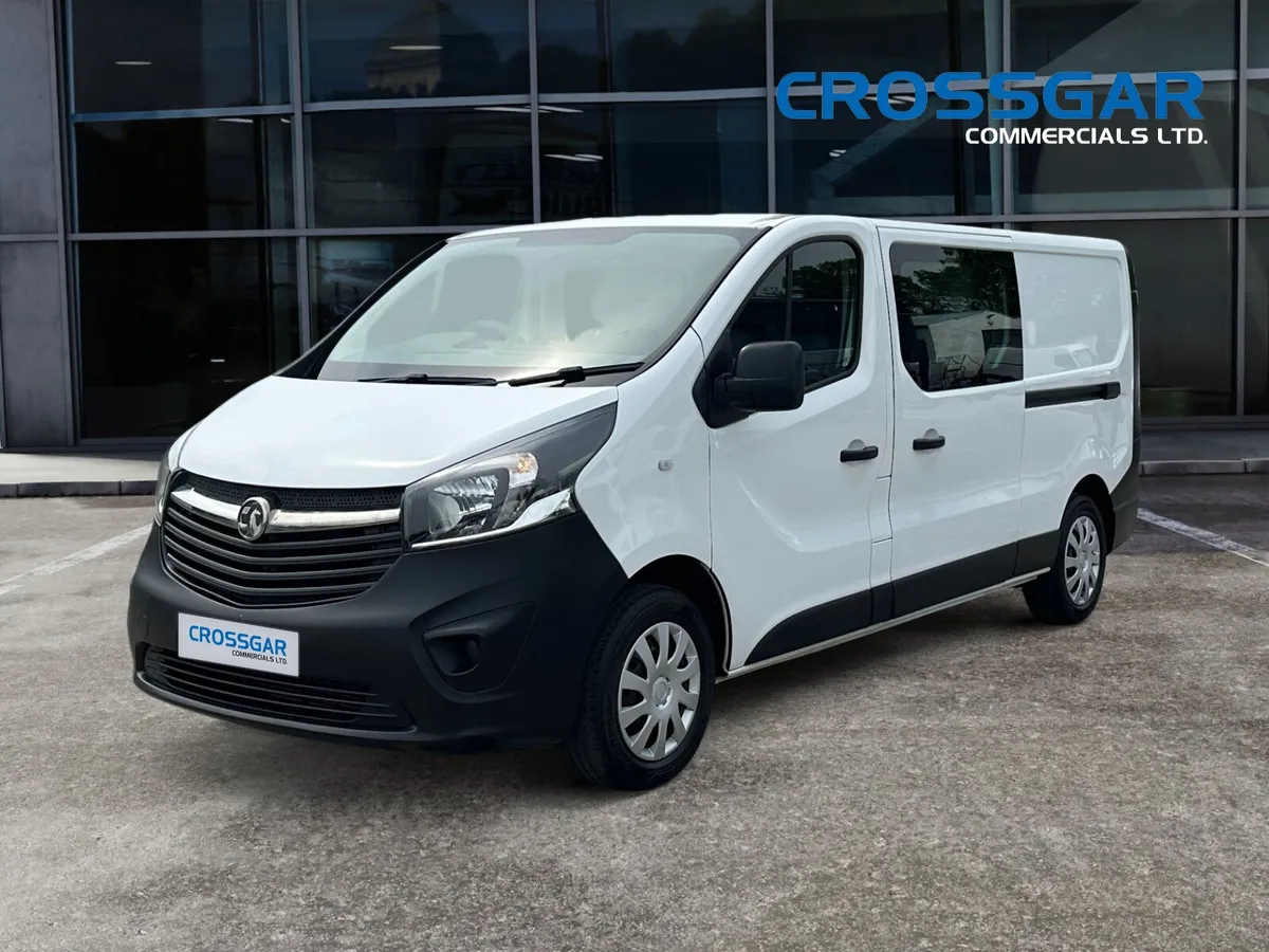 FACTORY 6 SEATER CREW VAN - Image 2