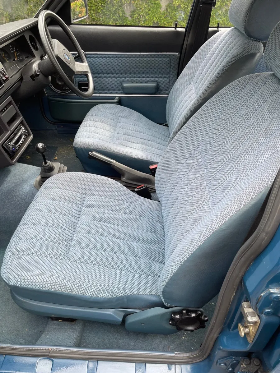 Ford Cortina 1981 - Image 4