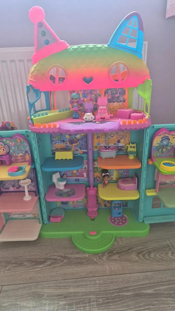 Gabby's Doll's House - Image 1