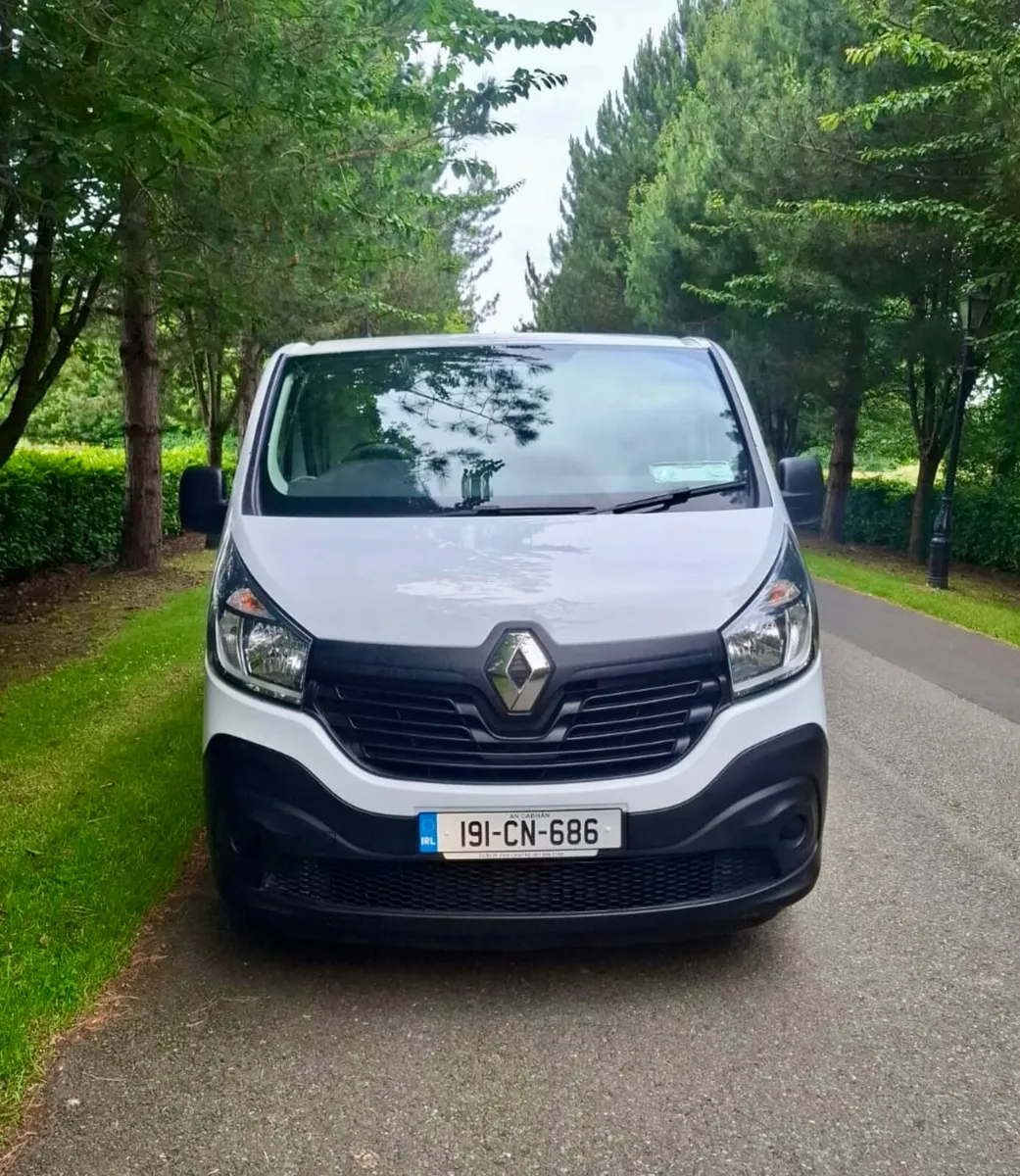 Renault Trafic 2019 DOE 7/26 - Image 3
