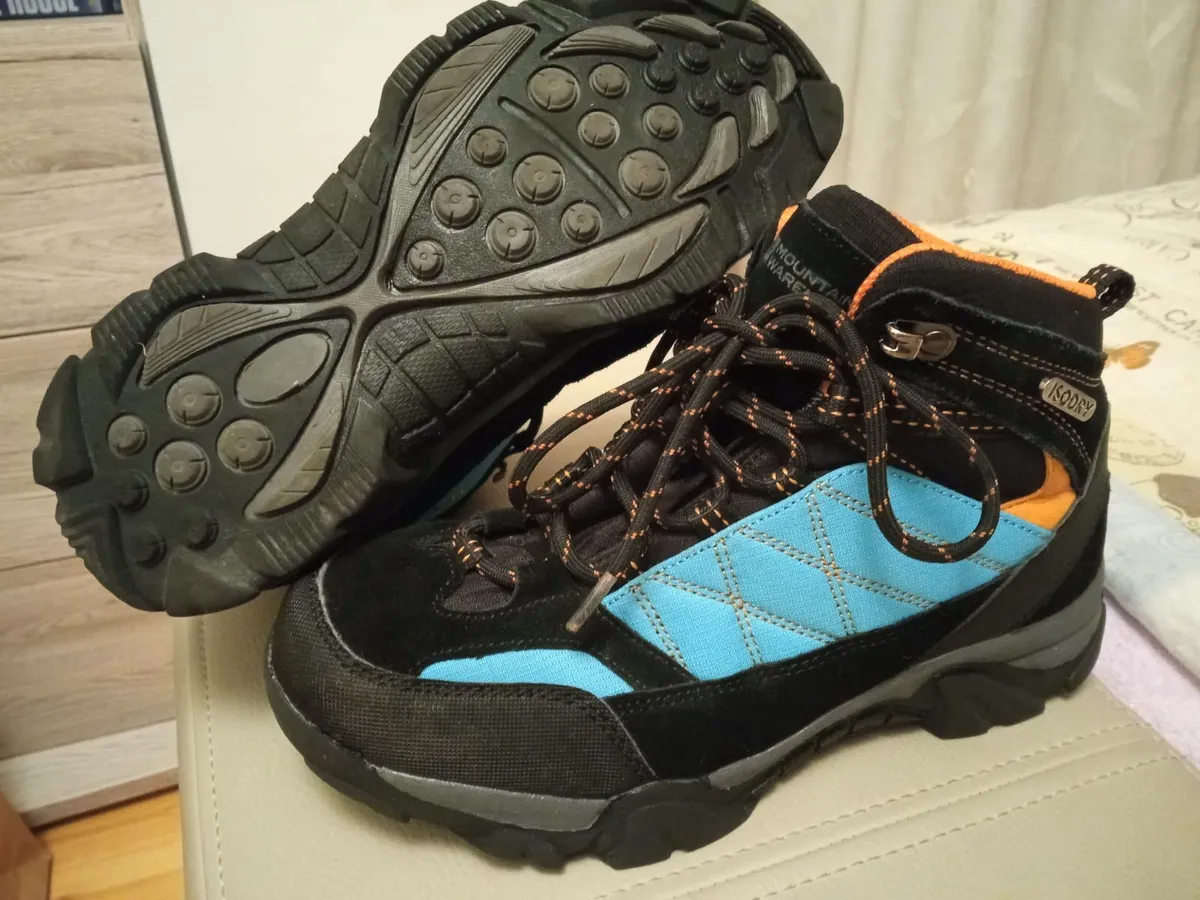 Hiking Boots for kids - Image 2
