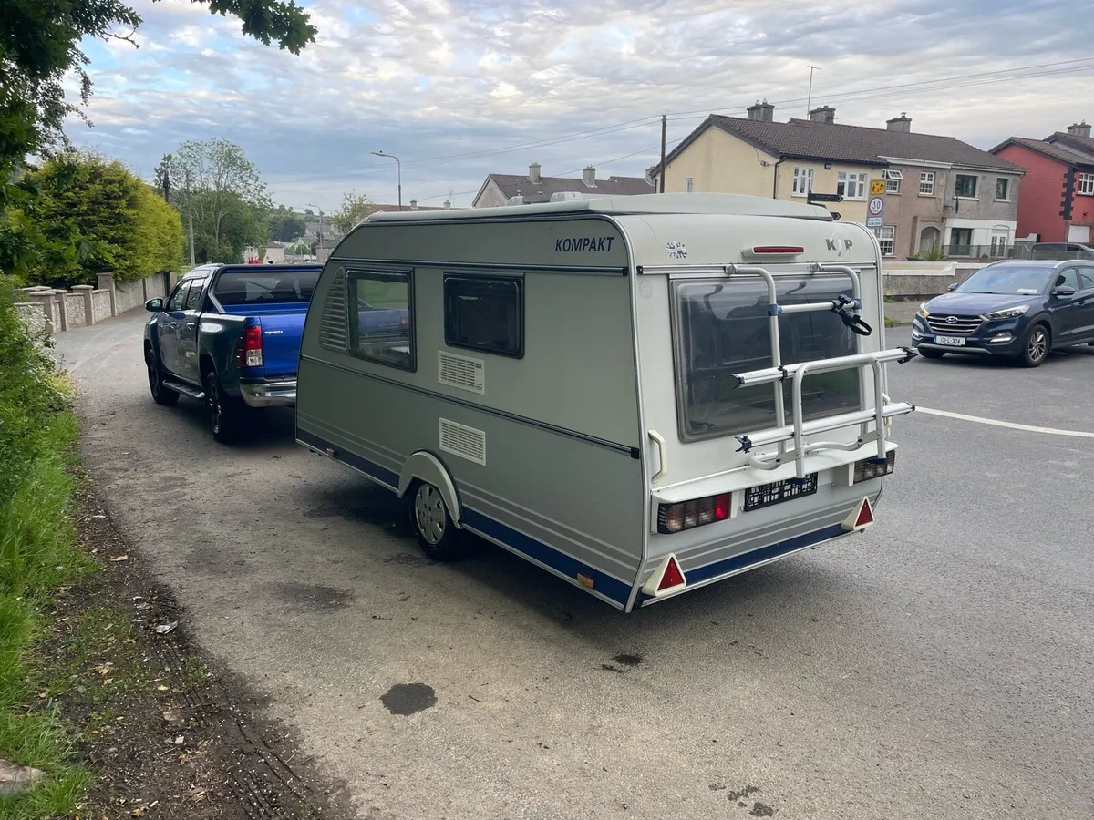 Light weight 750kg caravan - Image 3