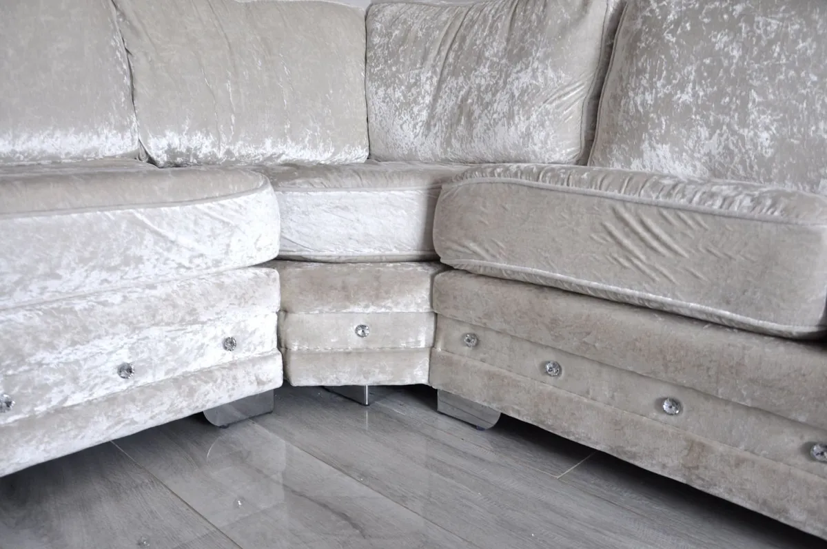 Corner Sofa - Image 4