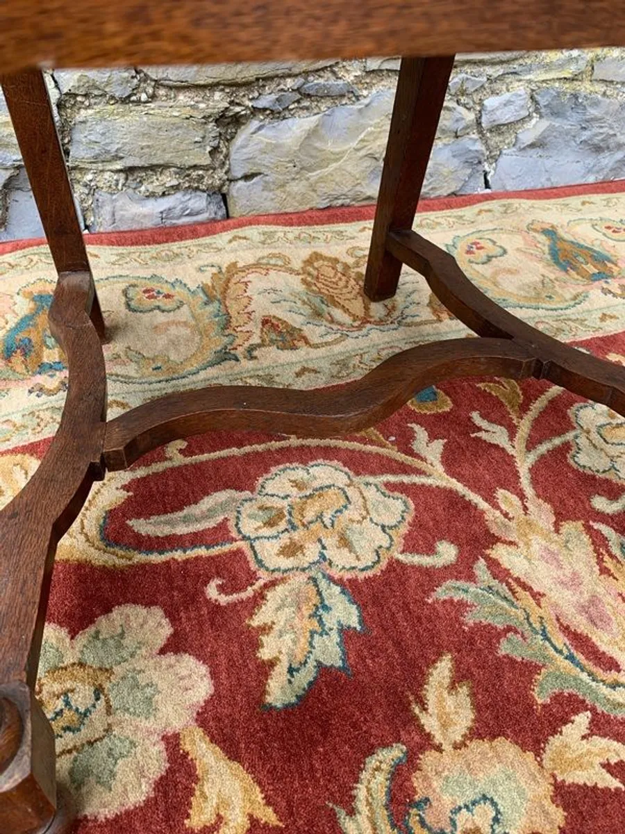 Arts and Crafts Oak Armchair. - Image 4