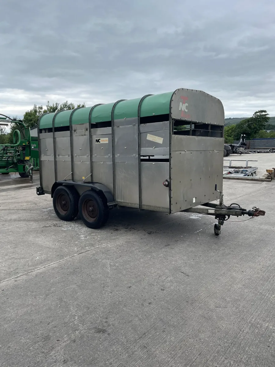 NC Twin Axle 12x6 Livestock Trailer - Image 2