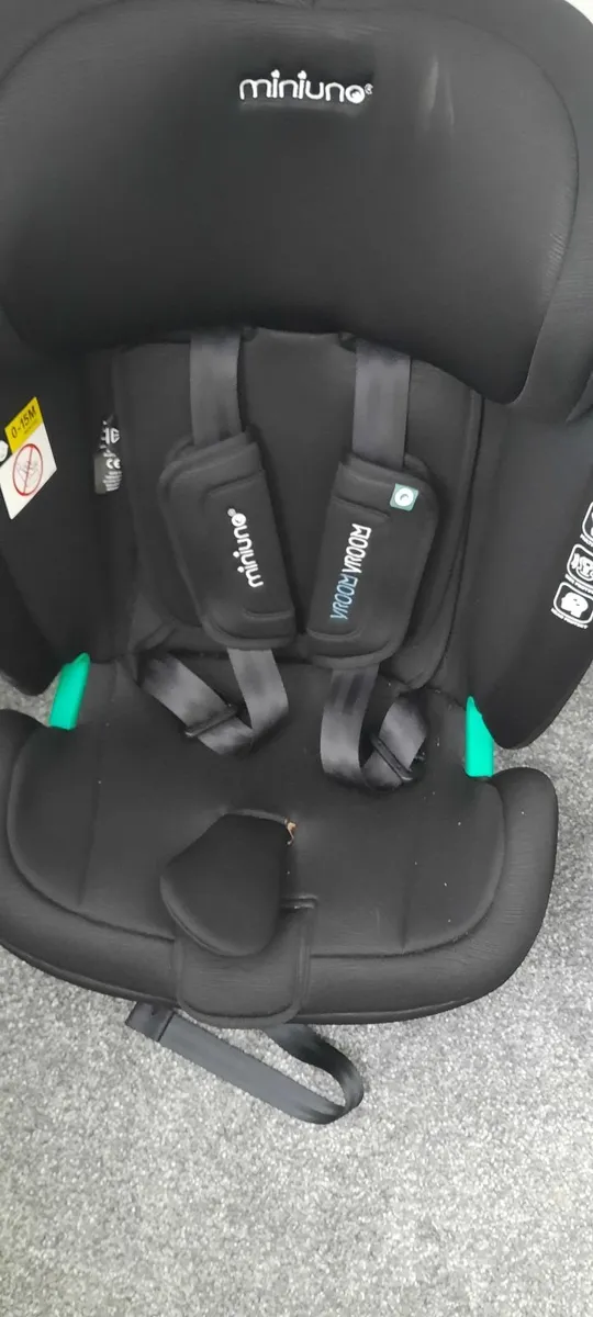 Carseats - Image 2