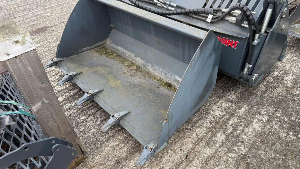 Avant General bucket, 1350 mm, 310L - Unused - Image 2