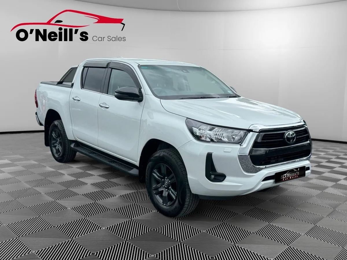 Toyota Hilux 2023 2.8 SR5 D/CAB AUTO 4DR #291 - Image 1