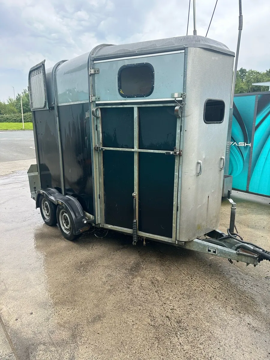 Ifor williams horse box 505 classic - Image 2