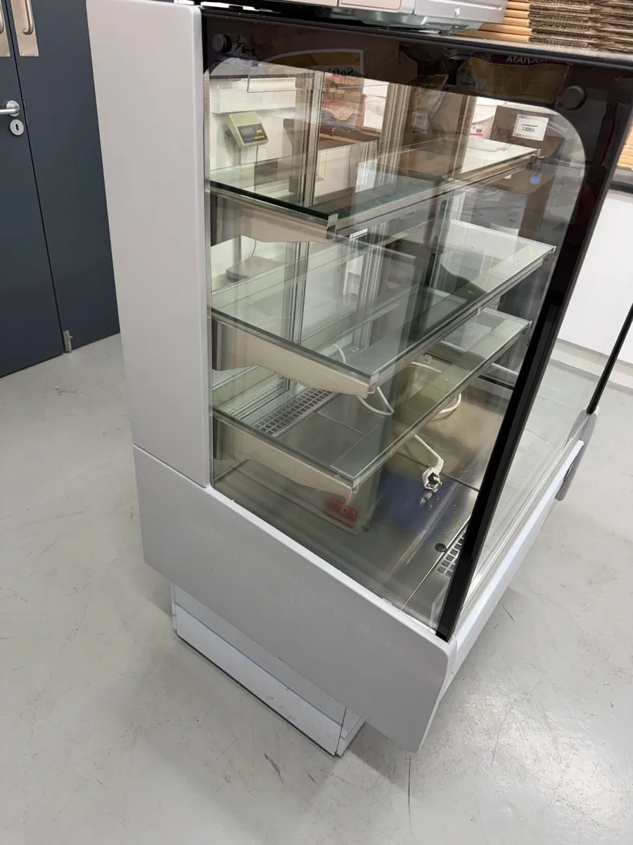 Display fridge - Image 2