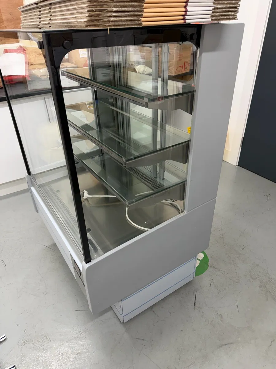 Display fridge - Image 3