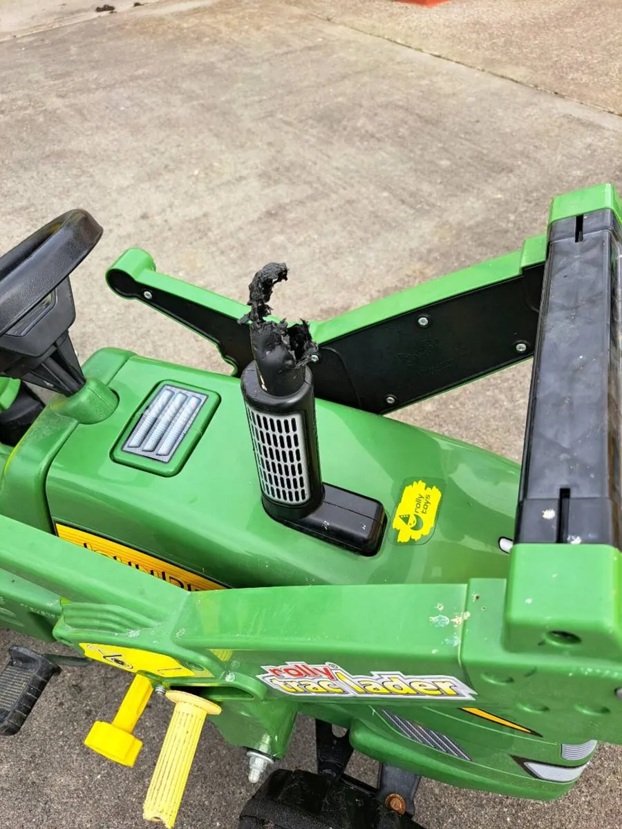 John Deere Pedal TractorLooking for a classic peda - Image 2