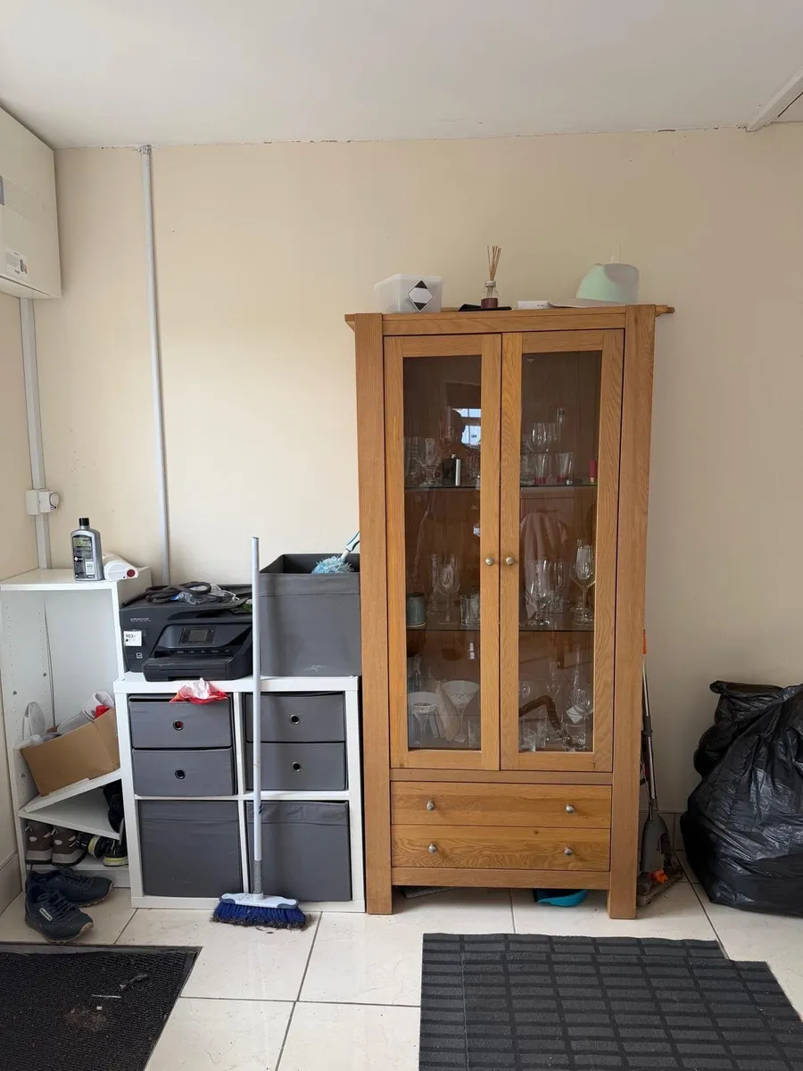 Glass Cabinets x2 and matching TV stand - Image 3