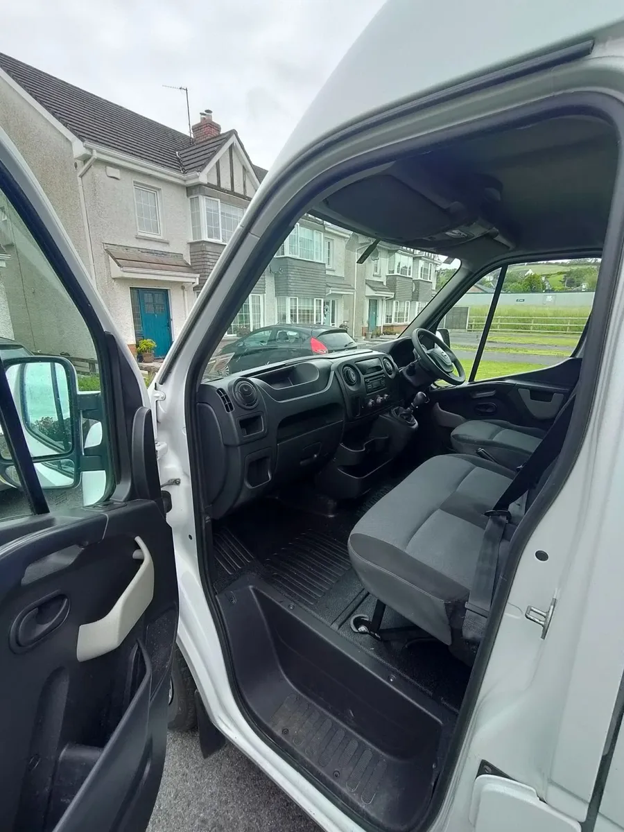 Nissan NV400 2019 - Image 3