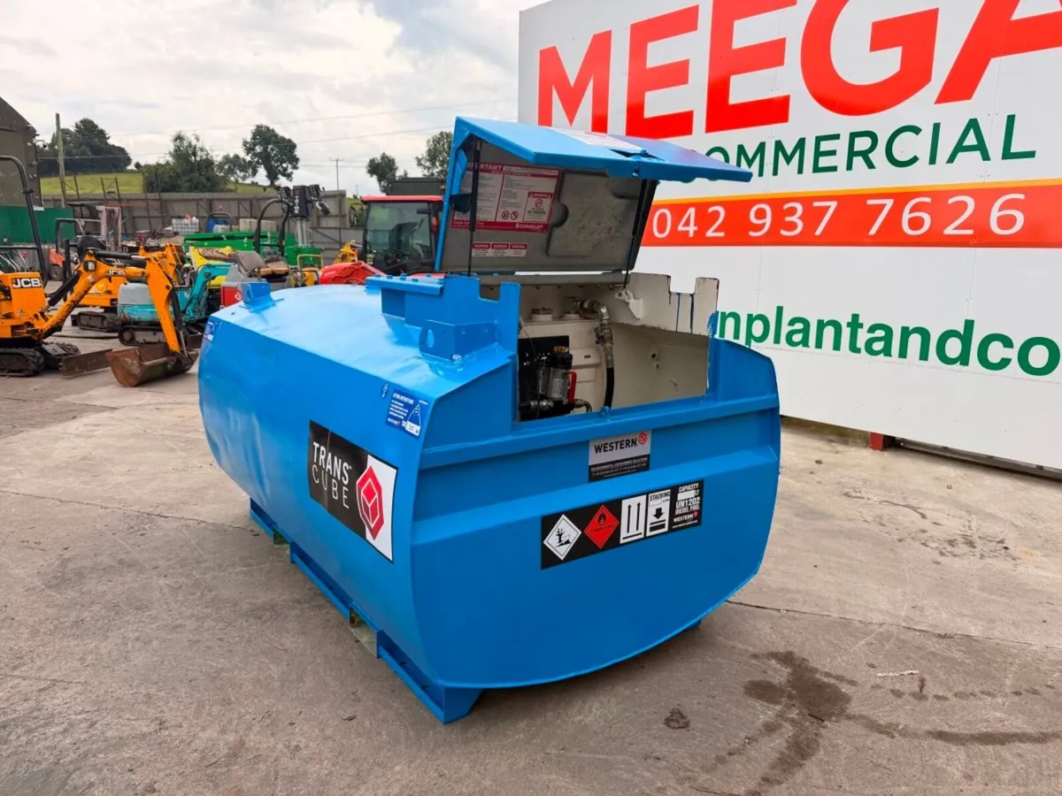 1500 litre western fuel bowser with adblue compart - Image 3