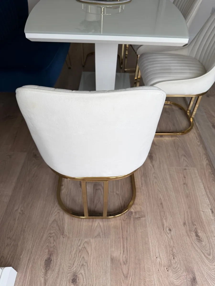 Dining chairs - Image 2