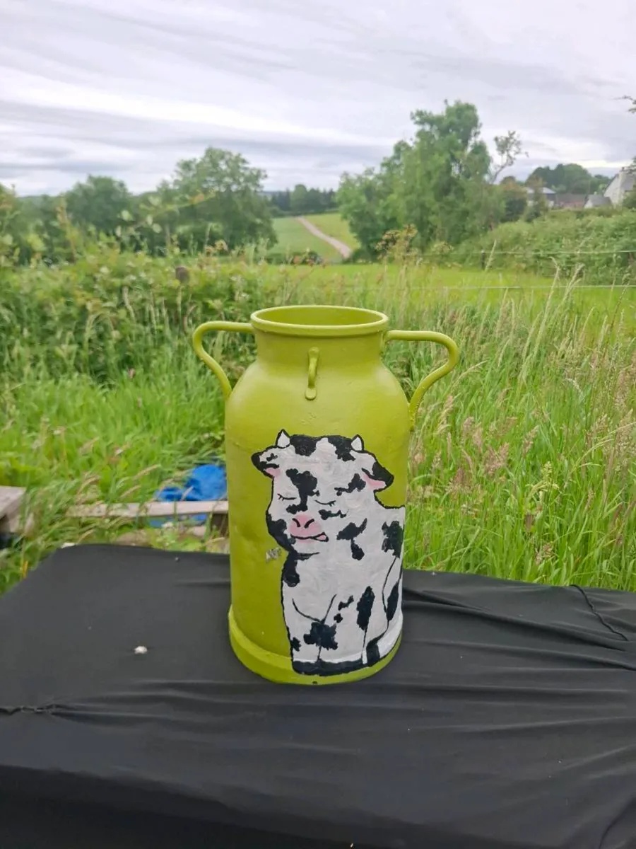 Cow milk churn umbrella holder